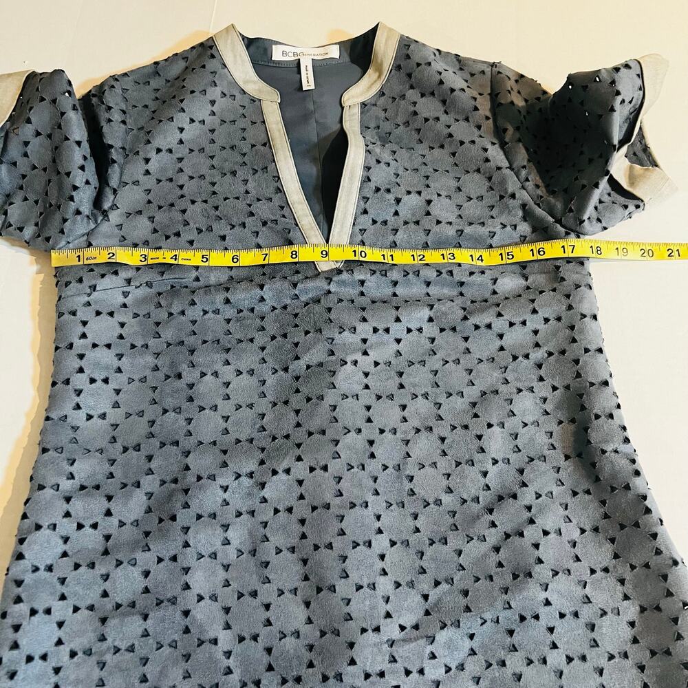 Bcbgeneration Lacer Cut Short Sleeve Shift Dress Size XS Slate - Picture 5 of 7